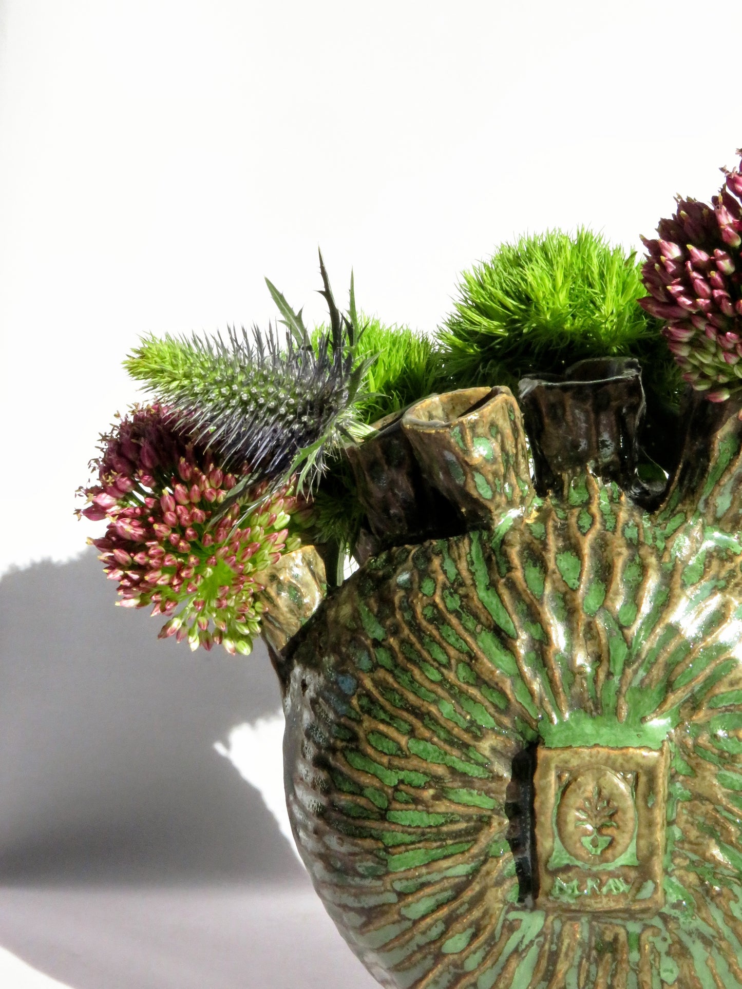Vase Rabbit Heart