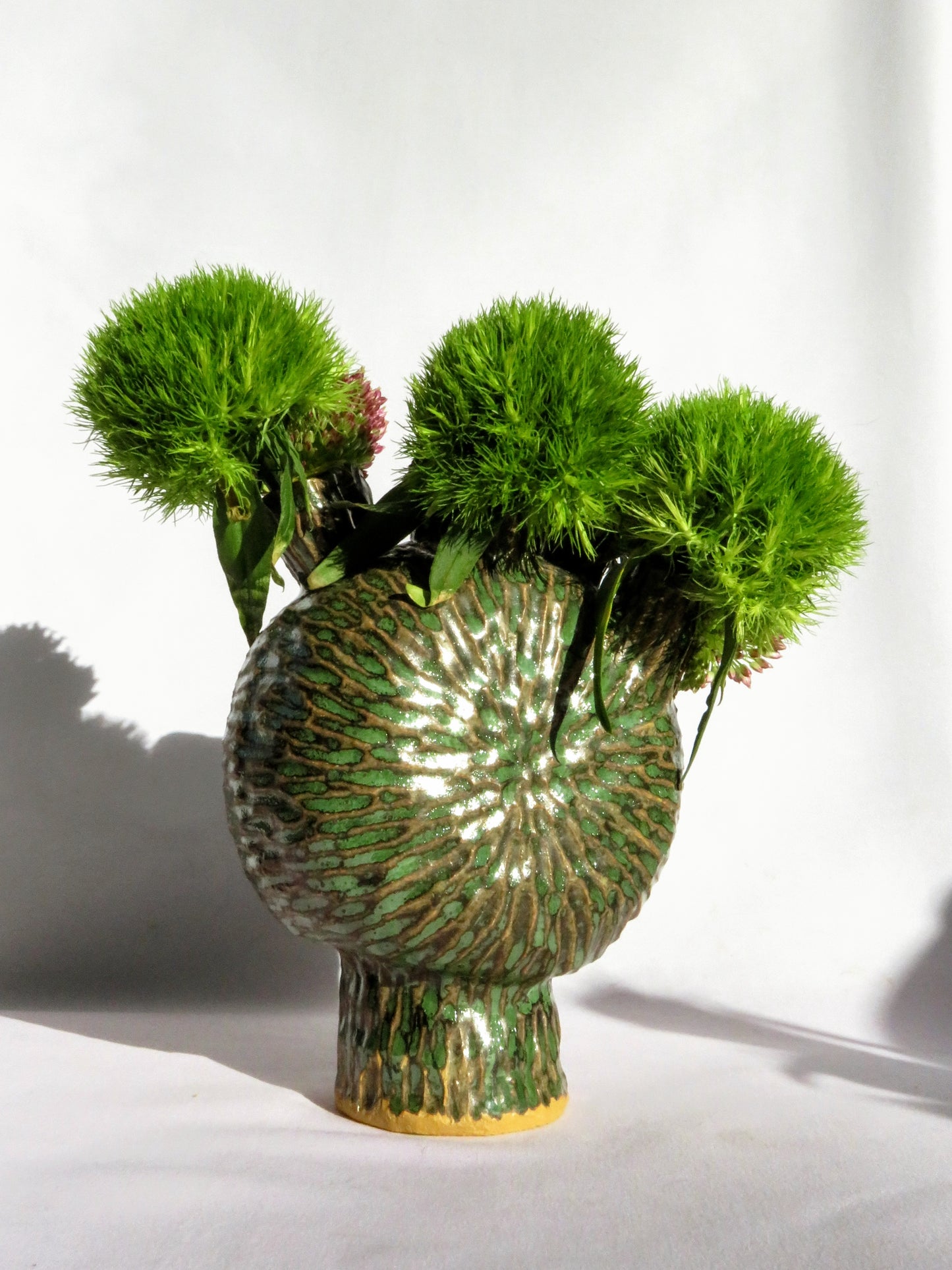 Vase Rabbit Heart