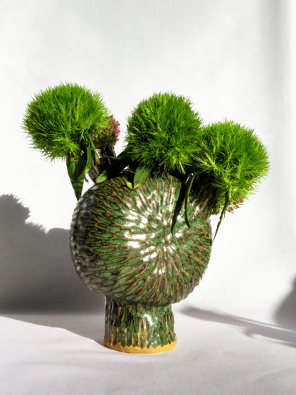 Vase Rabbit Heart